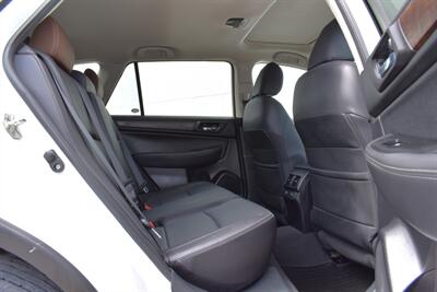 2017 Subaru Outback 3.6R Limited AWD 4dr Wagon! X-Mode! EyeSight Assist Tech! Blind Spot Monitor! Back Up Camera! Lane Assist! Bluetooth! Navigation! Full Heated Seats! Sunroof! Roof-Rails! Trunk Cargo Cover! - Photo 28 - Portland, OR 97266