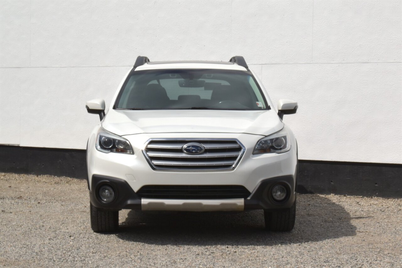 2017 Subaru Outback 3.6R Limited AWD 4dr Wagon! X-Mode! EyeSight Assist Tech! Blind Spot Monitor! Back Up Camera! Lane Assist! Bluetooth! Navigation! Full Heated Seats! Sunroof! Roof-Rails! Trunk Cargo Cover! - Photo 7 - Portland, OR 97266