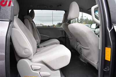 2012 Toyota Sienna LE 7-Passenger Auto Access Seat  4dr Mini-Van **BY APPOINTMENT ONLY**  Enhanced Vehicle Stability Control! Back-Up Cam! Power Sliding Door! Bluetooth Wireless! - Photo 27 - Portland, OR 97266