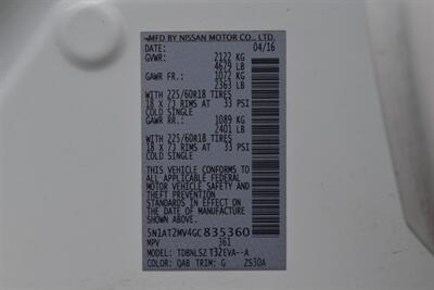 2016 Nissan Rogue SL  AWD 4dr Crossover! Up to 32 MPG Hwy! Drive Mode Select! 360° Camera! Navigation! Heated Leather Seats! Power Liftgate! Blind Spot Monitoring! Pano-Sunroof! - Photo 36 - Portland, OR 97266