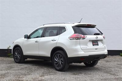 2016 Nissan Rogue SL  AWD 4dr Crossover! Up to 32 MPG Hwy! Drive Mode Select! 360° Camera! Navigation! Heated Leather Seats! Power Liftgate! Blind Spot Monitoring! Pano-Sunroof! - Photo 2 - Portland, OR 97266