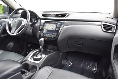2016 Nissan Rogue SL  AWD 4dr Crossover! Up to 32 MPG Hwy! Drive Mode Select! 360° Camera! Navigation! Heated Leather Seats! Power Liftgate! Blind Spot Monitoring! Pano-Sunroof! - Photo 13 - Portland, OR 97266