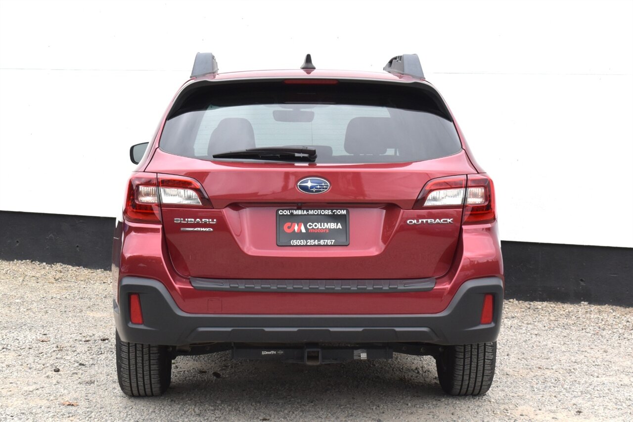 2018 Subaru Outback 2.5i Premium AWD 4dr Wagon**BY APPOINTMENT ONLY** X-Mode! Back Up Camera! Apple CarPlay & Android Auto! Heated Seats! All Weather Mats! Roof-Rails! - Photo 4 - Portland, OR 97266