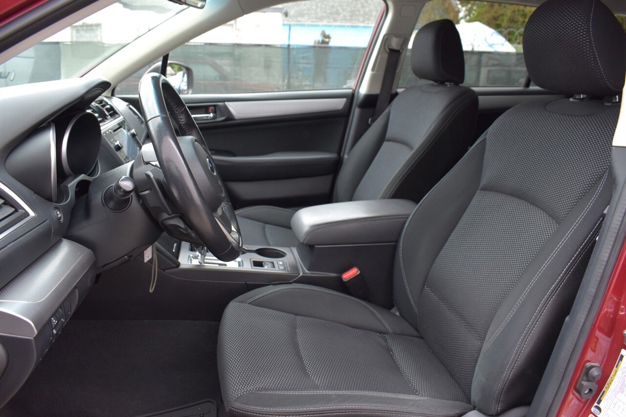 2018 Subaru Outback 2.5i Premium AWD 4dr Wagon**BY APPOINTMENT ONLY** X-Mode! Back Up Camera! Apple CarPlay & Android Auto! Heated Seats! All Weather Mats! Roof-Rails! - Photo 11 - Portland, OR 97266