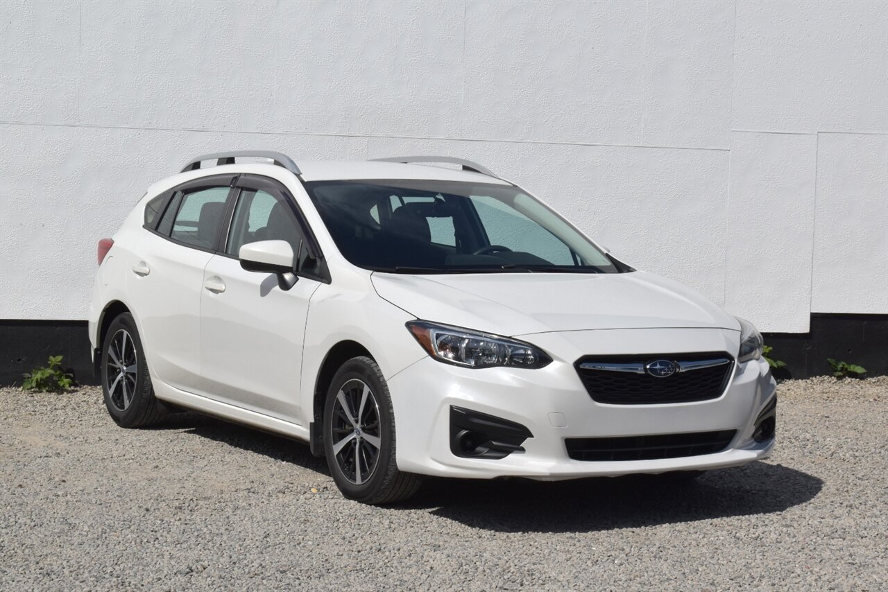 2019 Subaru Impreza 2.0i Premium  AWD 4dr Wagon! Backup Camera! Apple CarPlay! Android Auto! 28mpg City/36mpg Highway! Heated Seats! Trunk Cargo Cover! - Photo 1 - Portland, OR 97266
