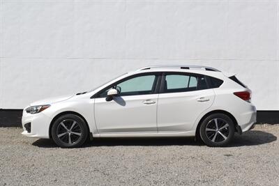 2019 Subaru Impreza 2.0i Premium  AWD 4dr Wagon! Backup Camera! Apple CarPlay! Android Auto! 28mpg City/36mpg Highway! Heated Seats! Trunk Cargo Cover! - Photo 9 - Portland, OR 97266