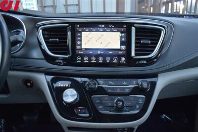 2018 Chrysler Pacifica Hybrid Limited  4dr Mini-Van! Back Up Cam! Blind Spot Monitor! Parking & Lane Assist! Navi! Heated & Ventilated Seats! Powered Doors & Liftgate! Rear Seat Entertainment System! Pano- Sunroof! - Photo 15 - Portland, OR 97266