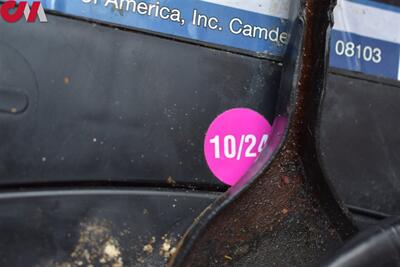 2014 Subaru Outback 3.6R Limited  AWD 4dr Wagon**BY APPOINTMENT ONLY** Rear View Camera! Bluetooth! Cruise Control! Heated Leather Seats! New Battery! Roof Rails! New Michelin Tires! - Photo 27 - Portland, OR 97266