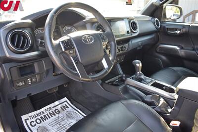 2018 Toyota Tacoma TRD Sport  4X4 4dr Double Cab 5.0 ft SB**BY APPOINTMENT ONLY** Back Up Cam! Lane Assist! Navi! Bluetooth! Qi Wireless Charger! Tow Pkg! Tonneau Cover! All Weather Floor Mats! - Photo 3 - Portland, OR 97266