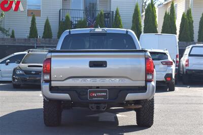 2018 Toyota Tacoma TRD Sport  4X4 4dr Double Cab 5.0 ft SB**BY APPOINTMENT ONLY** Back Up Cam! Lane Assist! Navi! Bluetooth! Qi Wireless Charger! Tow Pkg! Tonneau Cover! All Weather Floor Mats! - Photo 4 - Portland, OR 97266