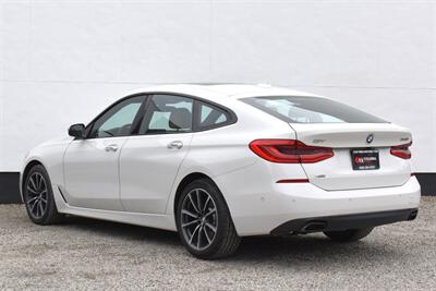 2018 BMW Sedan 4D 640xi Gran Turismo 3.0L I6 Turbo AWD Hatchback! Driving Modes! Stability Control! ABS Brakes! Parking Sensors! Backup Camera! Navigation! Apple CarPlay! Heated Leather Seats! Power Sunroof! - Photo 2 - Portland, OR 97266