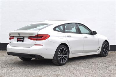 2018 BMW Sedan 4D 640xi Gran Turismo 3.0L I6 Turbo AWD Hatchback! Driving Modes! Stability Control! ABS Brakes! Parking Sensors! Backup Camera! Navigation! Apple CarPlay! Heated Leather Seats! Power Sunroof! - Photo 5 - Portland, OR 97266