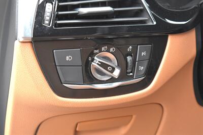 2018 BMW Sedan 4D 640xi Gran Turismo 3.0L I6 Turbo AWD Hatchback! Driving Modes! Stability Control! ABS Brakes! Parking Sensors! Backup Camera! Navigation! Apple CarPlay! Heated Leather Seats! Power Sunroof! - Photo 19 - Portland, OR 97266