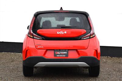 2023 Kia Soul LX 4dr Crossover!**APPOINTMENT ONLY**Forward Collision Avoidance Assist! Lane Keep Assist! Lane Following Assist! Driver Attention Warning! Backup Camera! Apple CarPlay! Android Auto! - Photo 4 - Portland, OR 97266