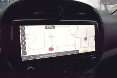 2023 Kia Soul LX 4dr Crossover!**APPOINTMENT ONLY**Forward Collision Avoidance Assist! Lane Keep Assist! Lane Following Assist! Driver Attention Warning! Backup Camera! Apple CarPlay! Android Auto! - Photo 23 - Portland, OR 97266