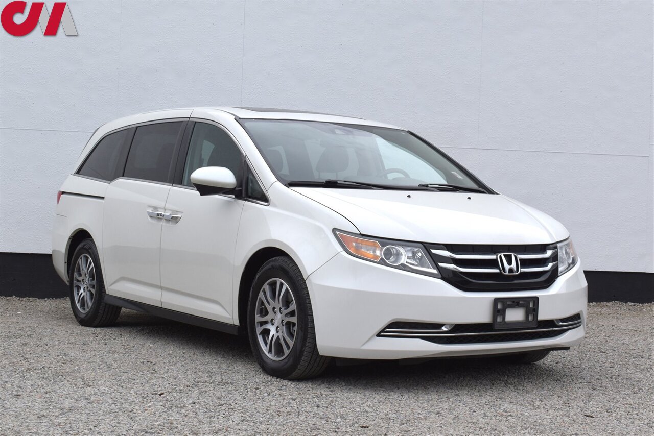 2015 Honda Odyssey EX-L w/Navi  4dr Mini-Van! Back-Up Camera! Bluetooth! Forward Collision Warning! Lane Departure Warning! Heated Leather Seats! Rear Climate Control! Power Liftgate & Sliding Doors! - Photo 1 - Portland, OR 97266