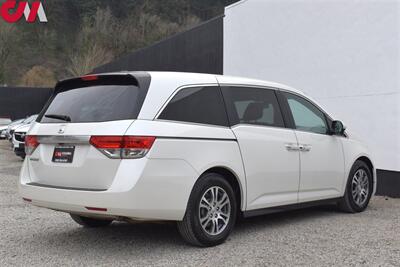 2015 Honda Odyssey EX-L w/Navi  4dr Mini-Van! Back-Up Camera! Bluetooth! Forward Collision Warning! Lane Departure Warning! Heated Leather Seats! Rear Climate Control! Power Liftgate & Sliding Doors! - Photo 5 - Portland, OR 97266