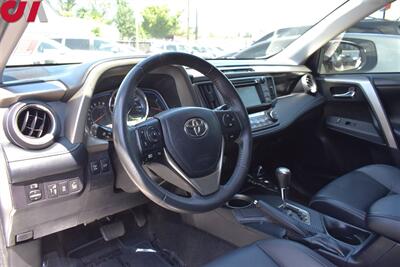 2015 Toyota RAV4 Limited  AWD 4dr SUV! Back Up Cam! Blind Spot Monitor! Bluetooth! Eco & Sport Modes! Navi! Center Lock Diff! Heated Leather Seats! Sunroof! Powered Liftgate! - Photo 3 - Portland, OR 97266