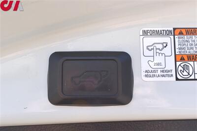 2015 Toyota RAV4 Limited  AWD 4dr SUV! Back Up Cam! Blind Spot Monitor! Bluetooth! Eco & Sport Modes! Navi! Center Lock Diff! Heated Leather Seats! Sunroof! Powered Liftgate! - Photo 32 - Portland, OR 97266