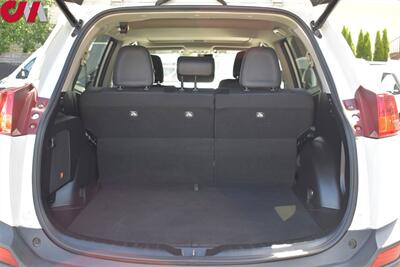 2015 Toyota RAV4 Limited  AWD 4dr SUV! Back Up Cam! Blind Spot Monitor! Bluetooth! Eco & Sport Modes! Navi! Center Lock Diff! Heated Leather Seats! Sunroof! Powered Liftgate! - Photo 31 - Portland, OR 97266