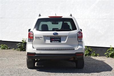 2018 Subaru Forester 2.5i Premium  AWD 4dr Wagon CVT! X-Mode! Back Up Camera! Bluetooth Connectivity! Heated Seats! Pano-Sunroof! - Photo 4 - Portland, OR 97266