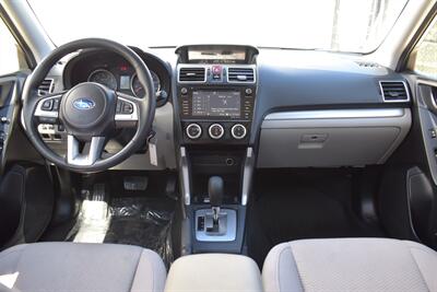 2018 Subaru Forester 2.5i Premium  AWD 4dr Wagon CVT! X-Mode! Back Up Camera! Bluetooth Connectivity! Heated Seats! Pano-Sunroof! - Photo 14 - Portland, OR 97266