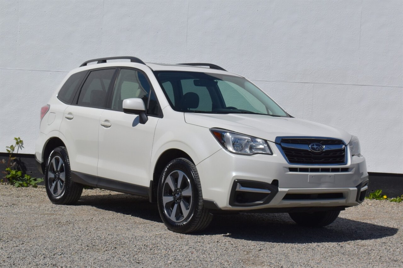 2018 Subaru Forester 2.5i Premium  AWD 4dr Wagon CVT! X-Mode! Back Up Camera! Bluetooth Connectivity! Heated Seats! Pano-Sunroof! - Photo 1 - Portland, OR 97266