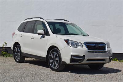 2018 Subaru Forester 2.5i Premium  AWD 4dr Wagon CVT! X-Mode! Back Up Camera! Bluetooth Connectivity! Heated Seats! Pano-Sunroof! Wagon