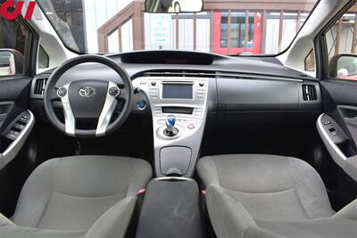 2014 Toyota Prius Two 4dr Hatchback! 51 CITY MPG! 48 HWY MPG! Bluetooth! EV/ECO/PWR Modes! All Weather Floor Mats! - Photo 12 - Portland, OR 97266