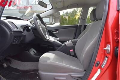 2014 Toyota Prius Two 4dr Hatchback! 51 CITY MPG! 48 HWY MPG! Bluetooth! EV/ECO/PWR Modes! All Weather Floor Mats! - Photo 10 - Portland, OR 97266