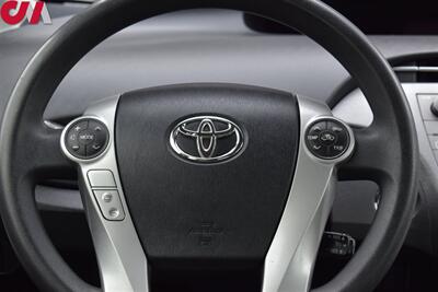 2014 Toyota Prius Two 4dr Hatchback! 51 CITY MPG! 48 HWY MPG! Bluetooth! EV/ECO/PWR Modes! All Weather Floor Mats! - Photo 13 - Portland, OR 97266