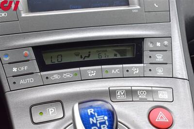 2014 Toyota Prius Two 4dr Hatchback! 51 CITY MPG! 48 HWY MPG! Bluetooth! EV/ECO/PWR Modes! All Weather Floor Mats! - Photo 18 - Portland, OR 97266