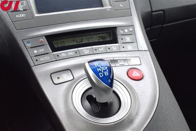 2014 Toyota Prius Two 4dr Hatchback! 51 CITY MPG! 48 HWY MPG! Bluetooth! EV/ECO/PWR Modes! All Weather Floor Mats! - Photo 19 - Portland, OR 97266