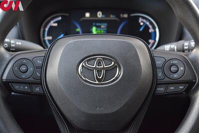 2024 Toyota RAV4 Hybrid XLE  AWD 4dr SUV! 41 City MPG! 38 Hwy MPG! Toyota Safety Sense 2.5! Back Up Cam! Blind Spot Monitor! Apple CarPlay! Android Auto! Trail Drive Mode! Roof Rack! Trunk Cargo Cover! - Photo 14 - Portland, OR 97266