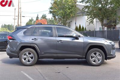 2024 Toyota RAV4 Hybrid XLE  AWD 4dr SUV! 41 City MPG! 38 Hwy MPG! Toyota Safety Sense 2.5! Back Up Cam! Blind Spot Monitor! Apple CarPlay! Android Auto! Trail Drive Mode! Roof Rack! Trunk Cargo Cover! - Photo 6 - Portland, OR 97266