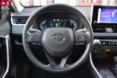 2024 Toyota RAV4 Hybrid XLE  AWD 4dr SUV! 41 City MPG! 38 Hwy MPG! Toyota Safety Sense 2.5! Back Up Cam! Blind Spot Monitor! Apple CarPlay! Android Auto! Trail Drive Mode! Roof Rack! Trunk Cargo Cover! - Photo 13 - Portland, OR 97266