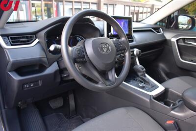 2024 Toyota RAV4 Hybrid XLE  AWD 4dr SUV! 41 City MPG! 38 Hwy MPG! Toyota Safety Sense 2.5! Back Up Cam! Blind Spot Monitor! Apple CarPlay! Android Auto! Trail Drive Mode! Roof Rack! Trunk Cargo Cover! - Photo 3 - Portland, OR 97266