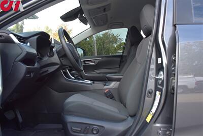 2024 Toyota RAV4 Hybrid XLE  AWD 4dr SUV! 41 City MPG! 38 Hwy MPG! Toyota Safety Sense 2.5! Back Up Cam! Blind Spot Monitor! Apple CarPlay! Android Auto! Trail Drive Mode! Roof Rack! Trunk Cargo Cover! - Photo 10 - Portland, OR 97266