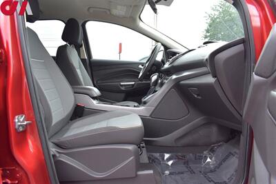 2013 Ford Escape SE AWD 4dr SUV! 22 City MPG! 30 Hwy MPG! Bluetooth & Aux! Roof Rack! Cruise Control! Fog Lights! - Photo 21 - Portland, OR 97266