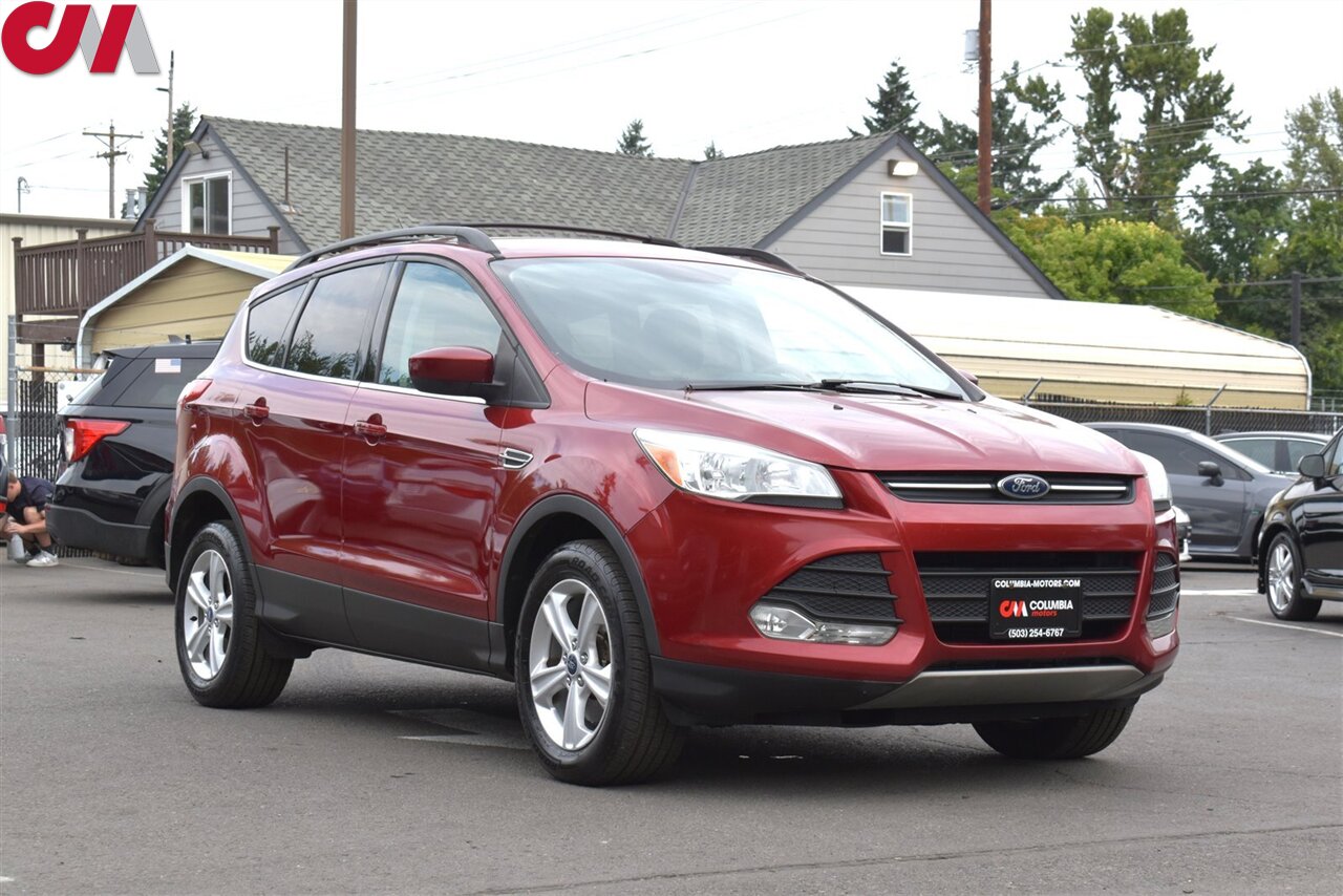 2013 Ford Escape SE AWD 4dr SUV! 22 City MPG! 30 Hwy MPG! Bluetooth & Aux! Roof Rack! Cruise Control! Fog Lights! - Photo 1 - Portland, OR 97266