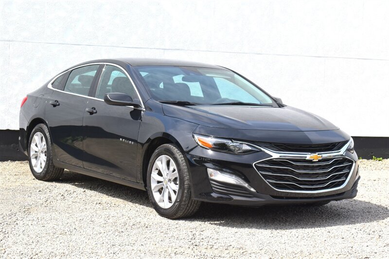 2023 Chevrolet Malibu LT  4dr Sedan w/1LT**BY APPOINTMENT ONLY** Back Up Camera! Collision Mitigation! Apple CarPlay! Android Auto! Heated Seats!