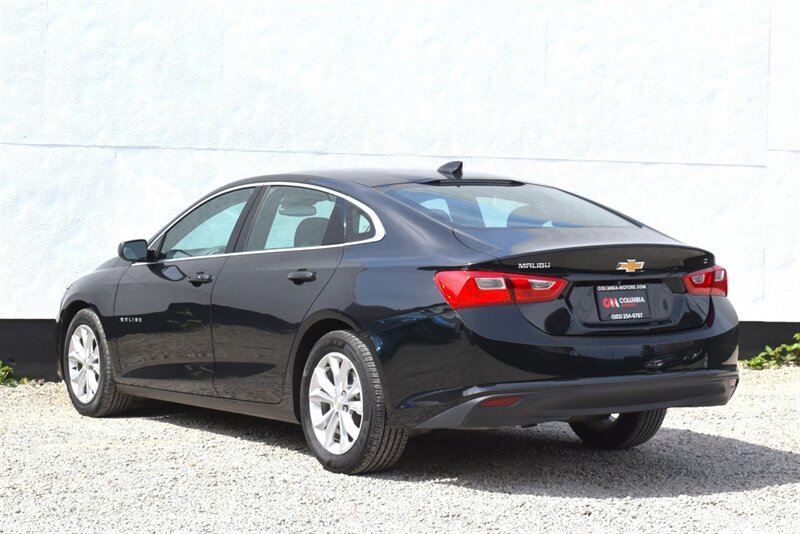 2023 Chevrolet Malibu LT  4dr Sedan w/1LT**BY APPOINTMENT ONLY** Back Up Camera! Collision Mitigation! Apple CarPlay! Android Auto! Heated Seats!