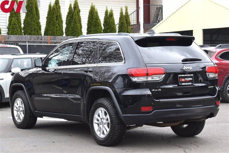 2020 Jeep Grand Cherokee Laredo  4x4 4dr SUV Back-Up Camera! Bluetooth! Navi! Foldable Passenger Seat! Drive Modes: Auto, Sport, Snow, Sand/Mud, & Rock! Traction Control!