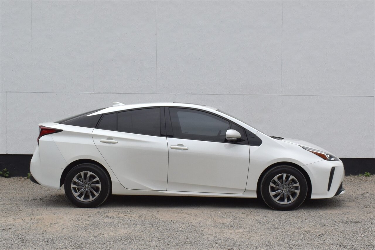 2019 Toyota Prius XLE 4dr Hatchback! 54 City MPG! 50 Hwy MPG! Back Up Camera! Blind Spot Monitor! Pre-Collision Sys w/Pedestrian Detection! Dynamic Radar Cruise Control! Heated Seats! Bluetooth! Sunroof! - Photo 6 - Portland, OR 97266