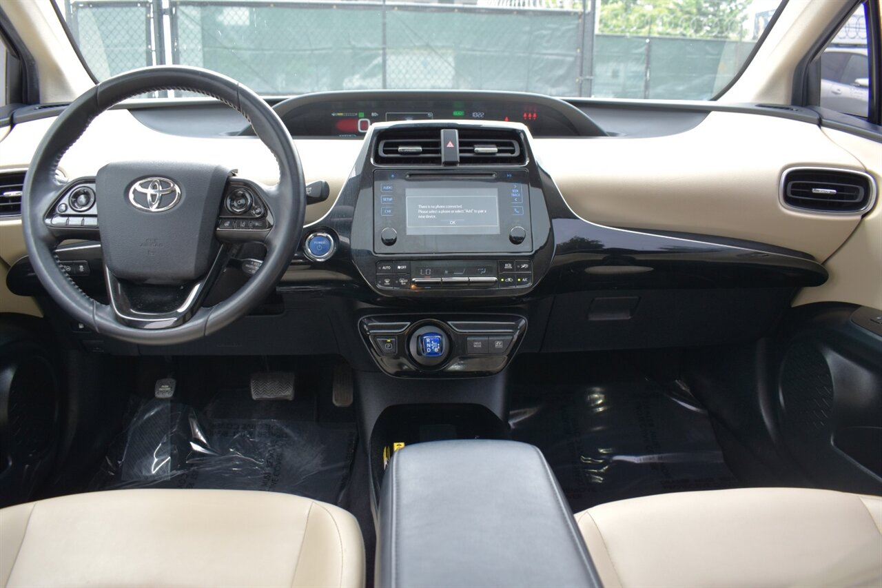 2019 Toyota Prius XLE 4dr Hatchback! 54 City MPG! 50 Hwy MPG! Back Up Camera! Blind Spot Monitor! Pre-Collision Sys w/Pedestrian Detection! Dynamic Radar Cruise Control! Heated Seats! Bluetooth! Sunroof! - Photo 14 - Portland, OR 97266