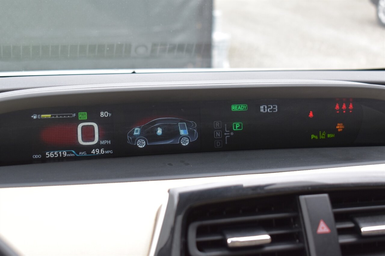 2019 Toyota Prius XLE 4dr Hatchback! 54 City MPG! 50 Hwy MPG! Back Up Camera! Blind Spot Monitor! Pre-Collision Sys w/Pedestrian Detection! Dynamic Radar Cruise Control! Heated Seats! Bluetooth! Sunroof! - Photo 21 - Portland, OR 97266