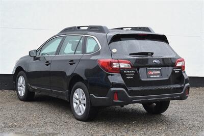 2019 Subaru Outback 2.5i  AWD 4dr Crossover**BY APPOINTMENT ONLY** X-Mode! EyeSight Assist! Back Up Camera! Apple CarPlay! Android Auto! Roof Rails! - Photo 2 - Portland, OR 97266