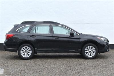 2019 Subaru Outback 2.5i  AWD 4dr Crossover**BY APPOINTMENT ONLY** X-Mode! EyeSight Assist! Back Up Camera! Apple CarPlay! Android Auto! Roof Rails! - Photo 6 - Portland, OR 97266