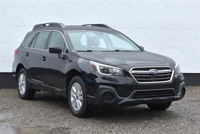 2019 Subaru Outback 2.5i  AWD 4dr Crossover**BY APPOINTMENT ONLY** X-Mode! EyeSight Assist! Back Up Camera! Apple CarPlay! Android Auto! Roof Rails! Wagon