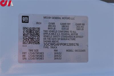 2024 Chevrolet Express 2500 3dr Cargo Van**BY APPOINTMENT ONLY**Husky ToolBox! Shelving! Bulkhead Partition w/Door! Cruise Control! Traction Control! - Photo 27 - Portland, OR 97266